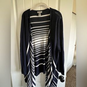 Catherine’s striped knit cardigan 3x navy/white